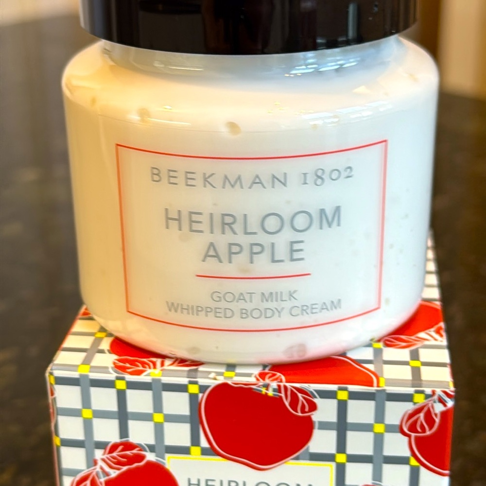 🔥BLOWOUT DEAL🔥1802 HEIRLOOM APPLE BODY 8OZ CREAM NIB